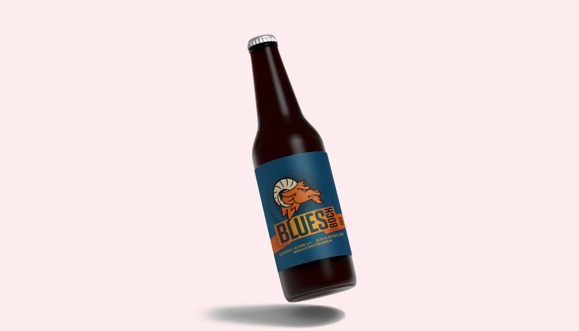Mockup van ontwerp etiket voor Blues Bockbier op bierfles